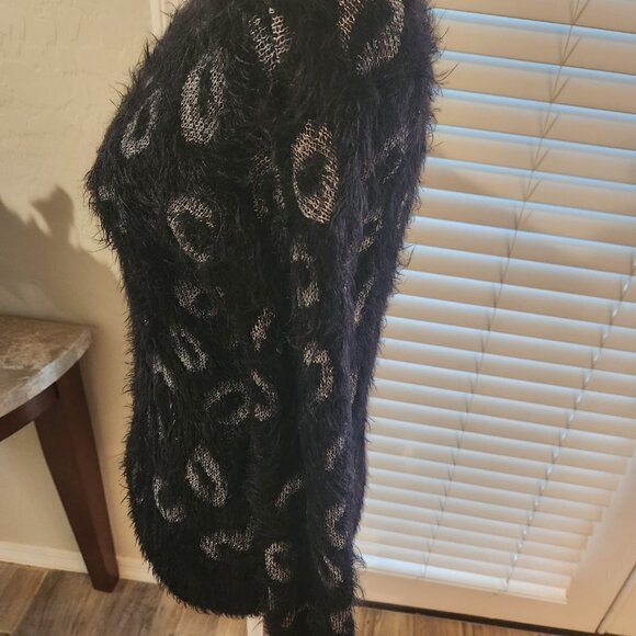 APT 9 Black and Silver Sweater. NWT. Size XS - Picture 7 of 15